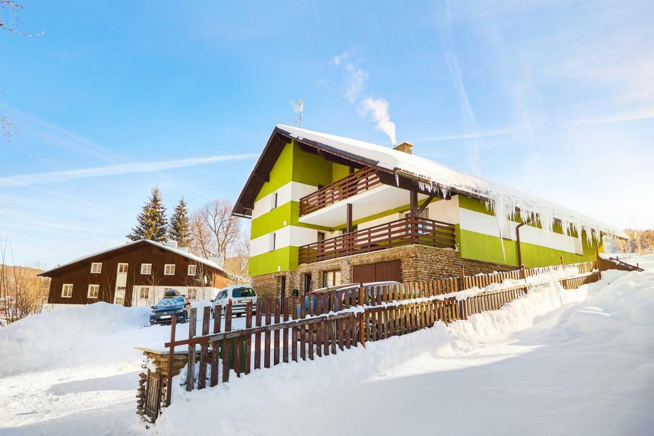 Apartmany Nad Rybnikem Zelezna Ruda Luaran gambar